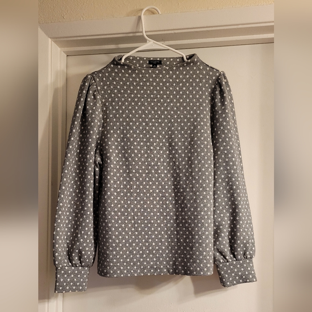 Talbots Petite Gray & White Polka Dot Long Sleeve Blouse – LP